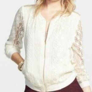 BAND OF GYPSIES Jacket Lightweight Crochet Lace Sleeves Silky Torso Medium